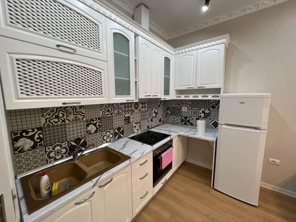 Leti Apartaments 21 Dhjetori Sc Tirana Buitenkant foto