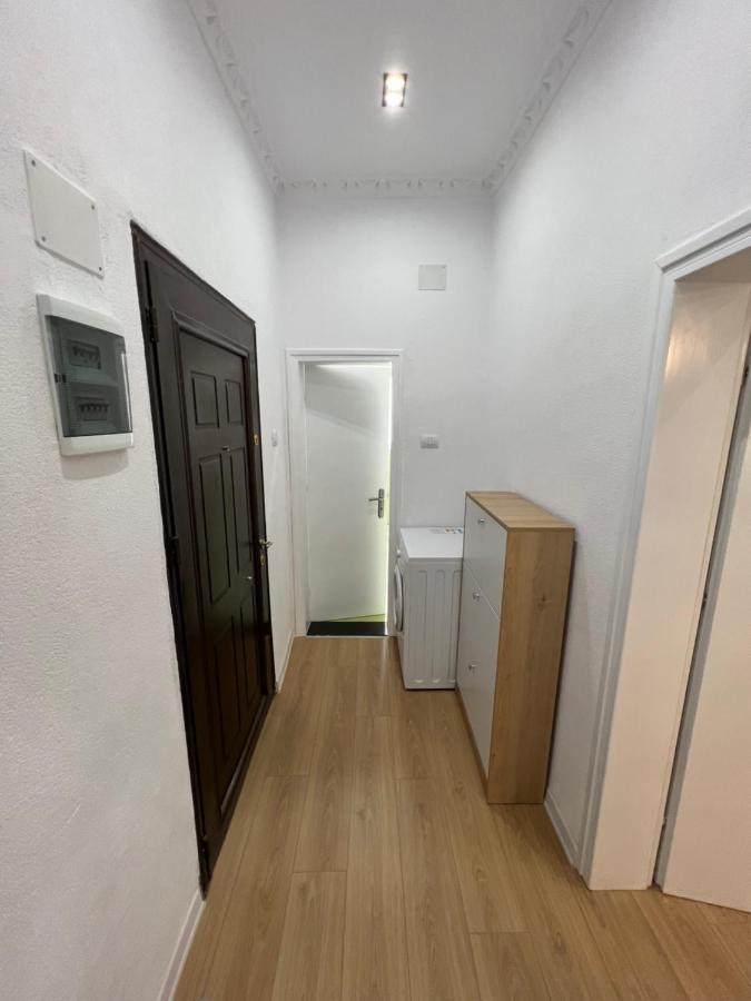 Leti Apartaments 21 Dhjetori Sc Tirana Buitenkant foto